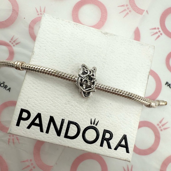 NWOT Disney Minnie Mouse Openwork Charm Sterling Silver 925 - Picture 3 of 3